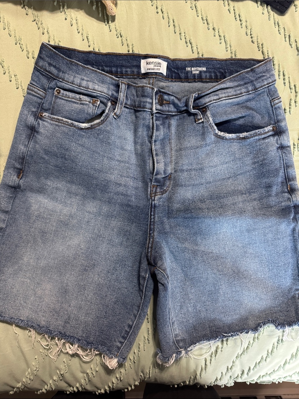 Kensie Medium Blue Boyfriend Denim Shorts with Raw Hem